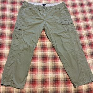 Tommy Hilfiger Utility Capri’s